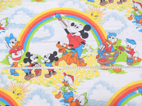 【ミッキー&フレンズ】ディズニー・レインボー柄・フラットタイプ・ヴィンテージ・ユーズドシーツ USA