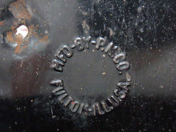 新聞受け付き・赤色のティン製・アンティーク・メールボックス/郵便受け/ポスト USA