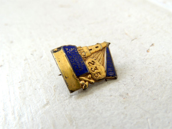 【ちいさな灯台モチーフ】アンティーク・ブローチ・アクセサリー・USA/ファッションアイテム