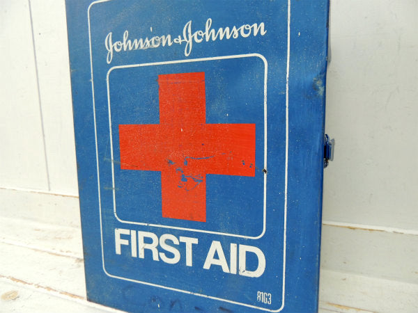 ファーストエイド US ジョンソン&ジョンソン BIGサイズ 3段・ビンテージ・救急箱・キャビネット