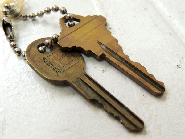 【AAA・トリプルエー】デッドストック・ヴィンテージ・キーホルダー・真鍮製・鍵2本付き