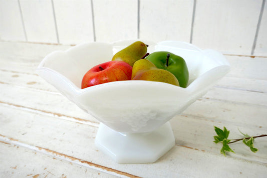 アンカーホッキング ぶどう柄 ホワイト ミルクガラス 8角形 脚付き ヴィンテージ フルーツボウル