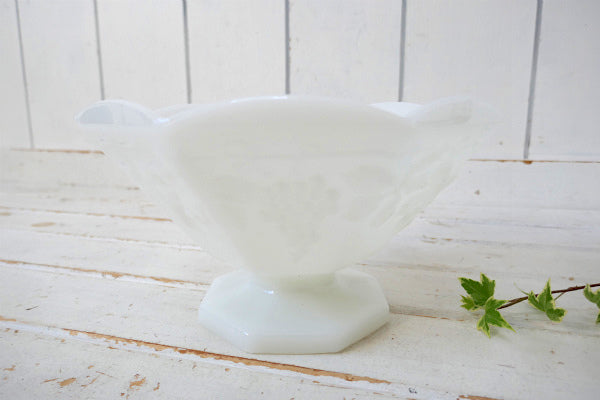 アンカーホッキング ぶどう柄 ホワイト ミルクガラス 8角形 脚付き ヴィンテージ フルーツボウル