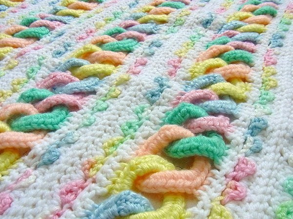 立体リング編み・パステルカラー・ハンドメイド・ヴィンテージ・ニッブランケット/ひざ掛け USA