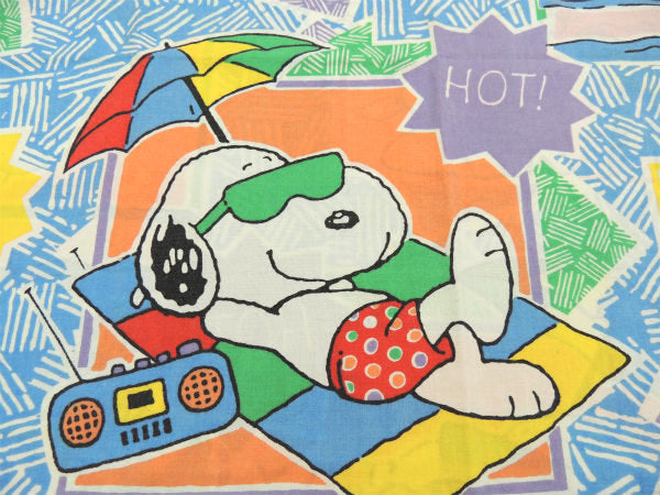 【スヌーピー】カラフルな4種類のスヌーピー柄・ヴィンテージ・ユーズド・ピロケース/枕カバー