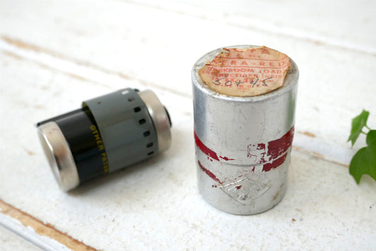 ニューヨーク・Agfa・NY・アルミ製・カメラ用・アンティーク・フィルムケース・フィルム付き