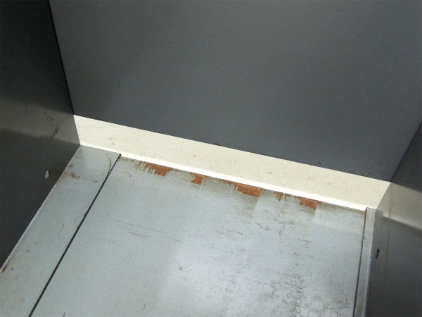 【LIT-NING】仕切り可動式・グレー色・メタル製・ヴィンテージ・書類スタンド/ブックスタンド