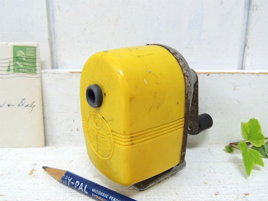 アプスコ Apsco MIDGET・イエローカラー・ヴィンテージ・ペンシルシャープナー 鉛筆削り