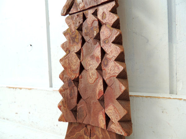 インディアン・女性と動物の木彫り・ヴィンテージ・ドール/人形/ネイティブ