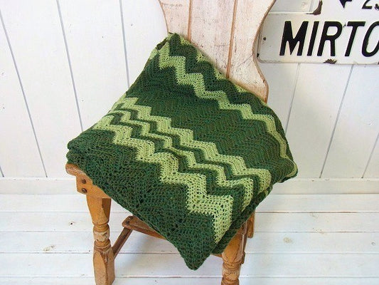 グリーン　波模様　大きな ヴィンテージ ブランケット ハンドメイド ひざ掛け USA