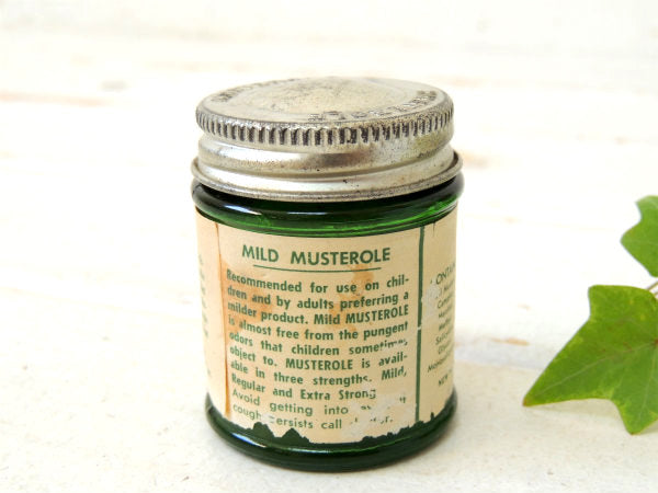 【MUSTEROLE】ヴィンテージ・ミルクガラスジャー・薬瓶・ガラス容器・USA