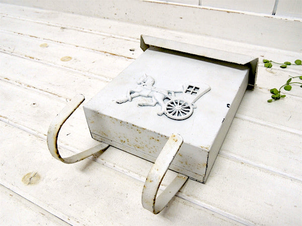 USA!馬車モチーフ・新聞受け付き・白色・ヴィンテージ・メールボックス/郵便受け/ポスト