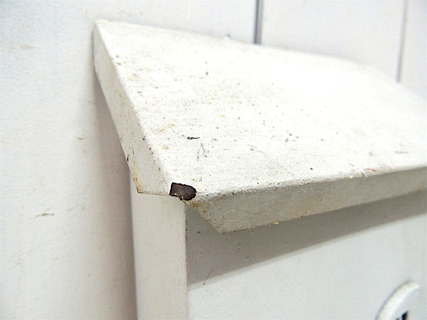 USA!馬車モチーフ・新聞受け付き・白色・ヴィンテージ・メールボックス/郵便受け/ポスト