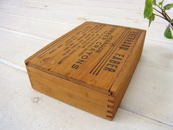 【EBERHARD FABER】クレヨンの小さなアンティーク・ウッドボックス/木箱 USA