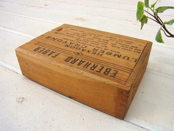 【EBERHARD FABER】クレヨンの小さなアンティーク・ウッドボックス/木箱 USA