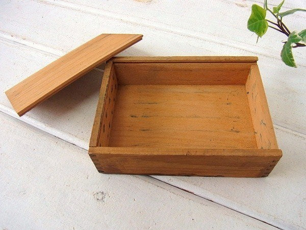 【EBERHARD FABER】クレヨンの小さなアンティーク・ウッドボックス/木箱 USA