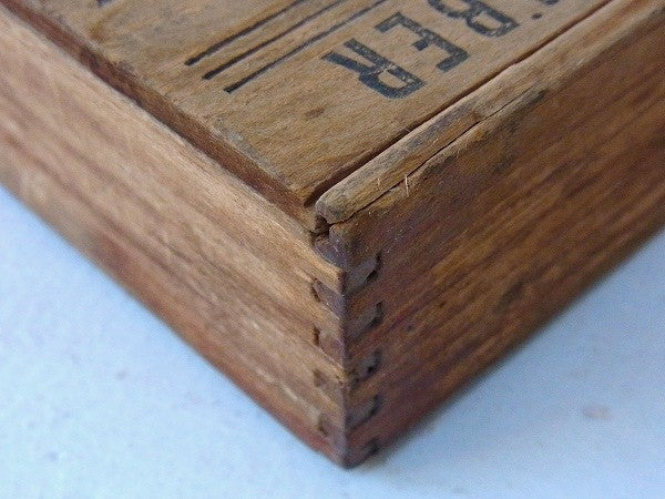 【EBERHARD FABER】クレヨンの小さなアンティーク・ウッドボックス/木箱 USA