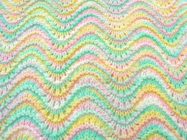 パステルカラー・波模様・ハンドメイド・ヴィンテージ・ニットブランケット/ひざ掛け USA