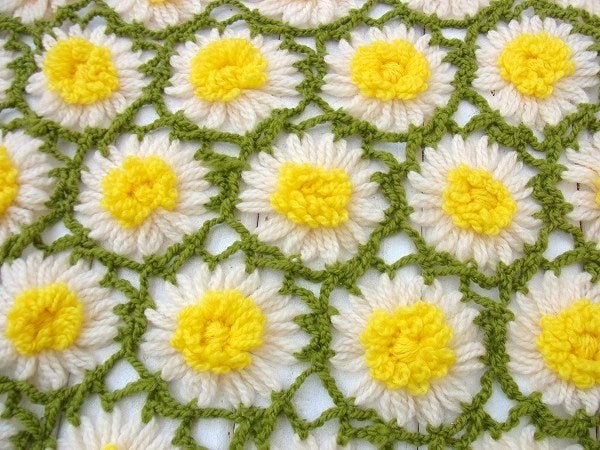 お花の立体モチーフ編み・ハンドメイド・アンティーク・ニットブランケット USA