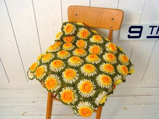 レトロポップな花柄・立体モチーフ編み・ハンドメイド・アンティーク・ニットブランケット USA