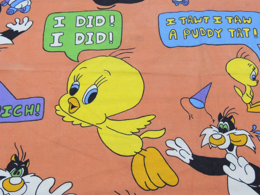 【トゥイーティー&シルベスター】コミック柄・オレンジ・ビンテージ・ユーズドシーツ(ボックスタイプ)