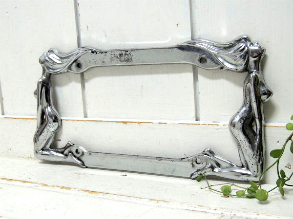 【MADE IN USA】美女ヌード・モチーフ・アメ車・ナンバーフレーム・オートパーツ・アクセサリー