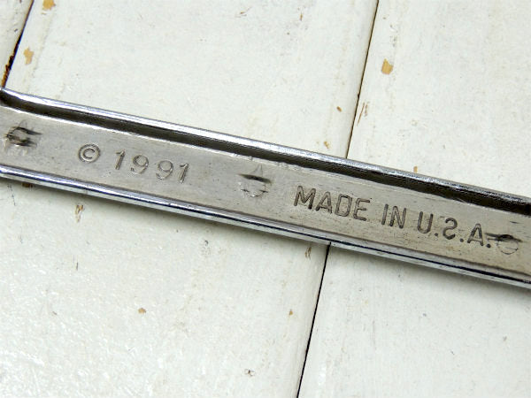 【MADE IN USA】美女ヌード・モチーフ・アメ車・ナンバーフレーム・オートパーツ・アクセサリー