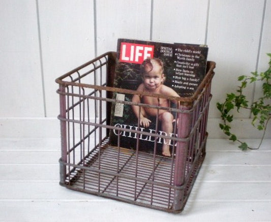 USA　アイアン製のジャンクなキャリーケース