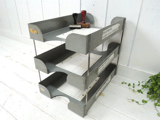 【LIT-NING】3段式・グレー色・メタル製・ヴィンテージ・デスクトレイ/書類ラック USA