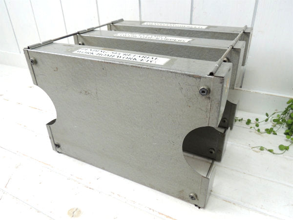 【LIT-NING】3段式・グレー色・メタル製・ヴィンテージ・デスクトレイ/書類ラック USA