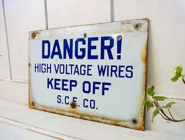 【DANGER】ホーロー製・ヴィンテージ・両面サインプレート/看板 USA