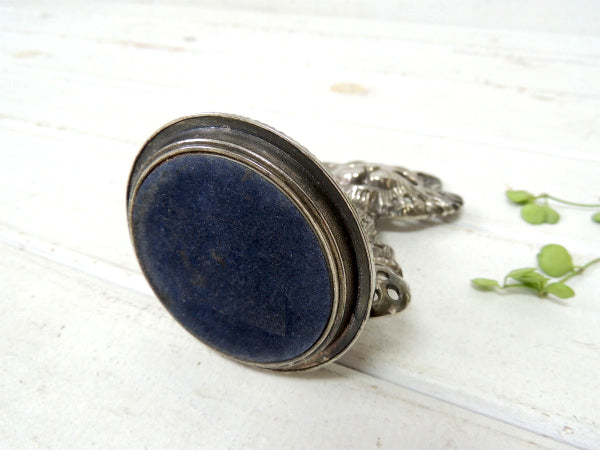 可愛いネコのピアスホルダー・宝石置き・アンティーク&ヴィンテージ