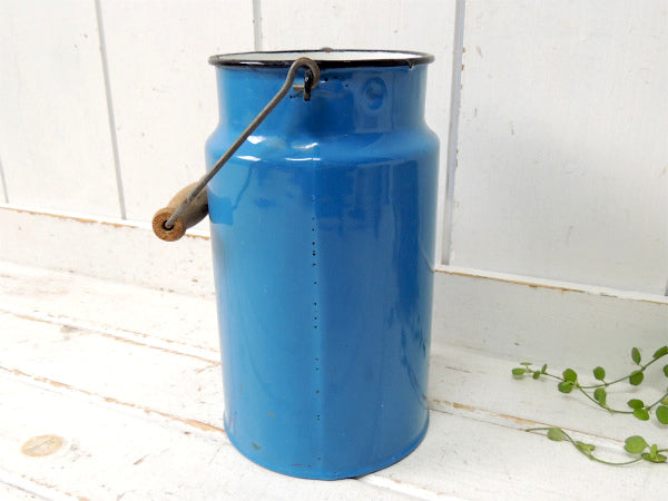 【ポーランド製】青色・木製ハンドル付き・アンティーク・ミルク缶/ミルクポット/POLAND