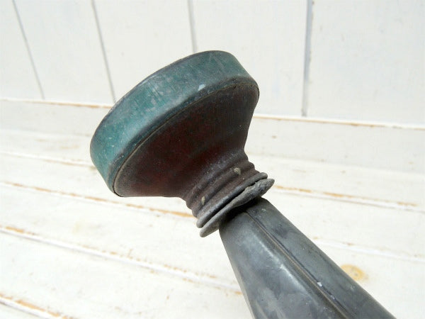 【ナンバー4】シャビーなアンティーク・ジョウロ・ウォータリングカン・じょうろ・ガーデニング