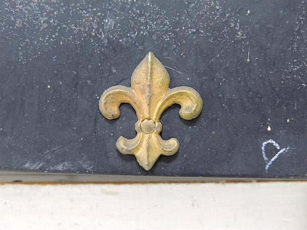 USA!ユリの紋章モチーフ&新聞受け付き・横型・ヴィンテージ・メールボックス/郵便受け/ポスト