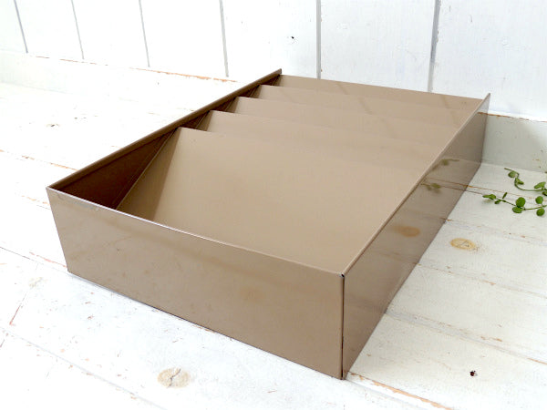 【1960's~GWS】工業系・ベージュ・メタル製・ヴィンテージ・書類スタンド・書類ラック・USA