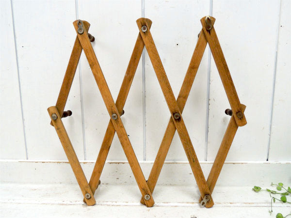 ノスタルジック・古い木製の伸縮式・アンティーク・ハットラック/コートフック USA