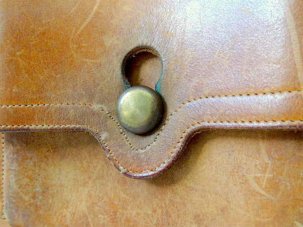 Poland ポーランド　レザー製　革　ヴィンテージ　ショルダーバッグ　メッセンジャーバッグ　カバン