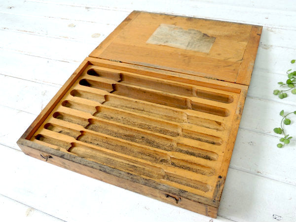【NewBritainTools】工具箱・仕切り付き・木製・アンティーク・ウッドボックス