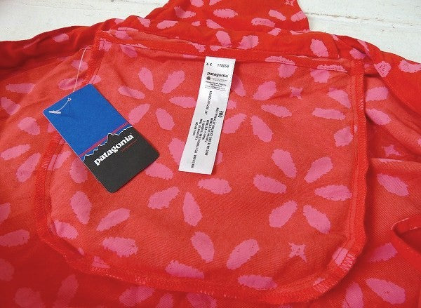 【Patagonia】パタゴニア・CARRY YA'LL・赤色・ショルダーバッグ&ステッカー1枚