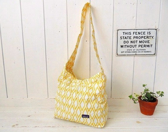 【Patagonia】パタゴニア・CARRY YA'LL・イエロー・ショルダーバッグ&ステッカー1枚