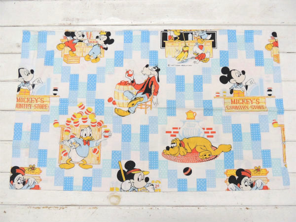 【ミッキー&フレンズ】カントリーストア柄・フランネル素材・ヴィンテージ・USEDピロケース/枕カバー