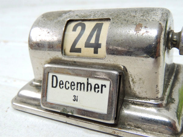 シルバー色のメタル製・アンティーク・デスクカレンダー/卓上カレンダー USA