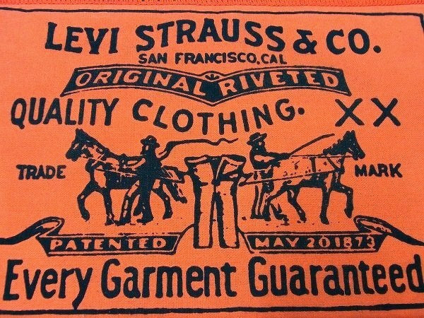 【LEVI'S】now! designs・リーバイス・デニム製・ヴィンテージ・特大パッチ USA