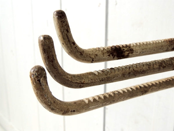 アイボリー・船舶用・アイアン・可動式・アンティーク・フック・インテリア・店内装飾・店舗什器