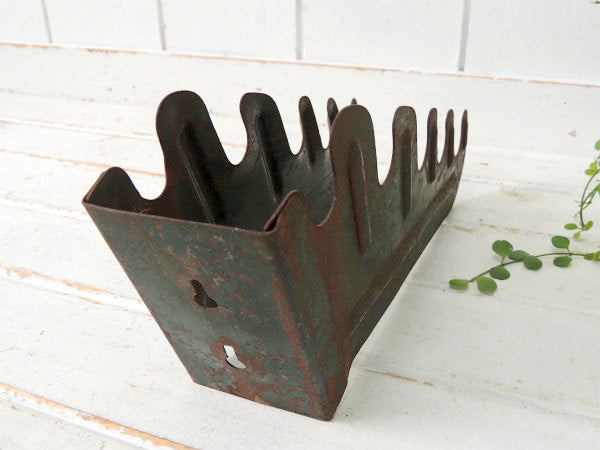 インダストリアル・古いアイアン製・グリーンカラー・ヴィンテージ・ウォールフック・壁掛けフック・工業系