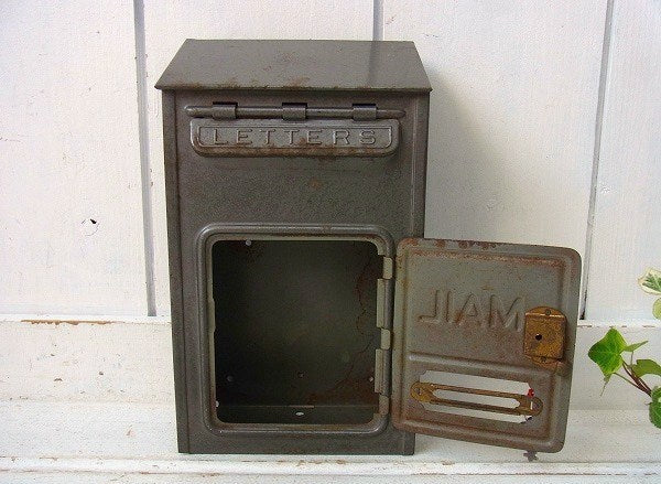 【CORBIN】鍵付き・ティン製・アンティーク・メールボックス/郵便受け/ポスト USA