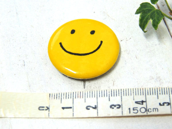 【スマイル・smile・笑顔】ヴィンテージ・缶バッジ・USA・イエロー×ブラック・アクセサリー