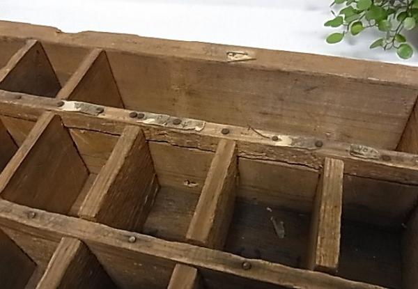 古い木製のアンティーク・プリンタートレイ/引出し/飾り棚　USA