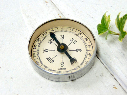 方位磁石 コンパス ヴィンテージ アルミ製 コンパス キーホルダー JAPAN キャンプ 里帰り品